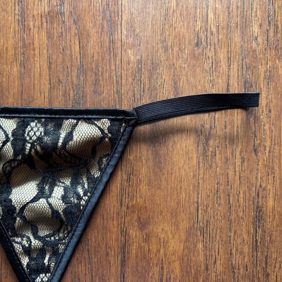 Music Legs Lace Corset & Thong Set | Lingerie Black and Cream | NWOT - Picture 10 of 11